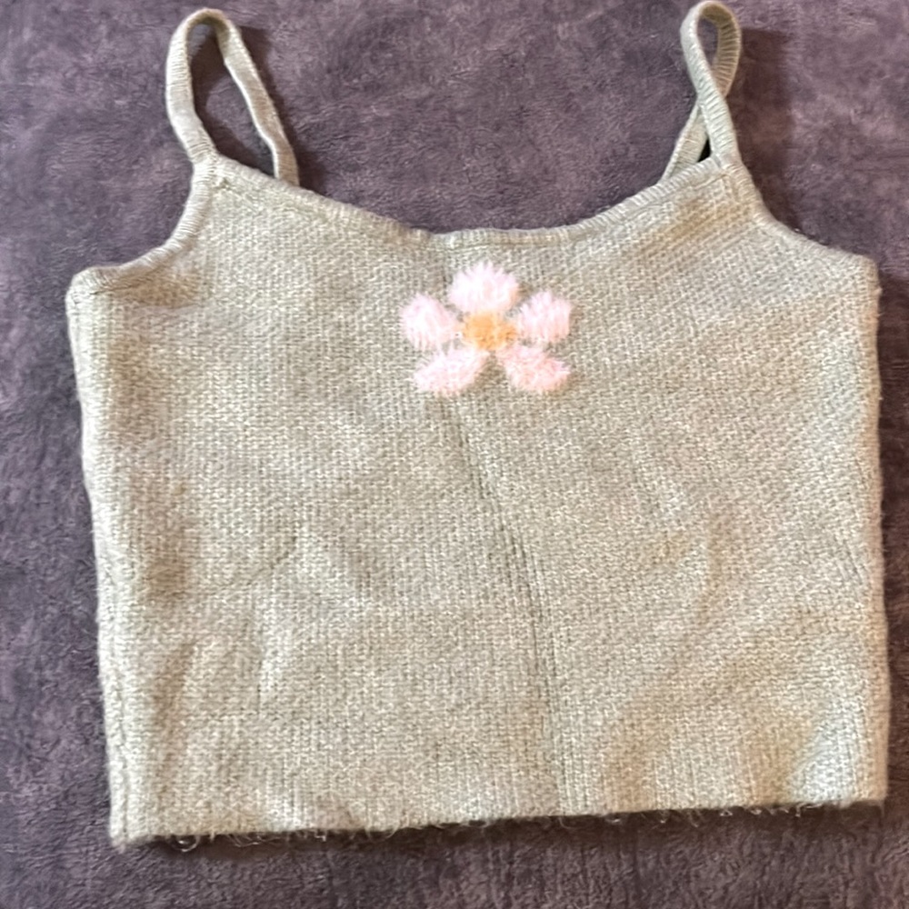 Green fleece lined crop top.